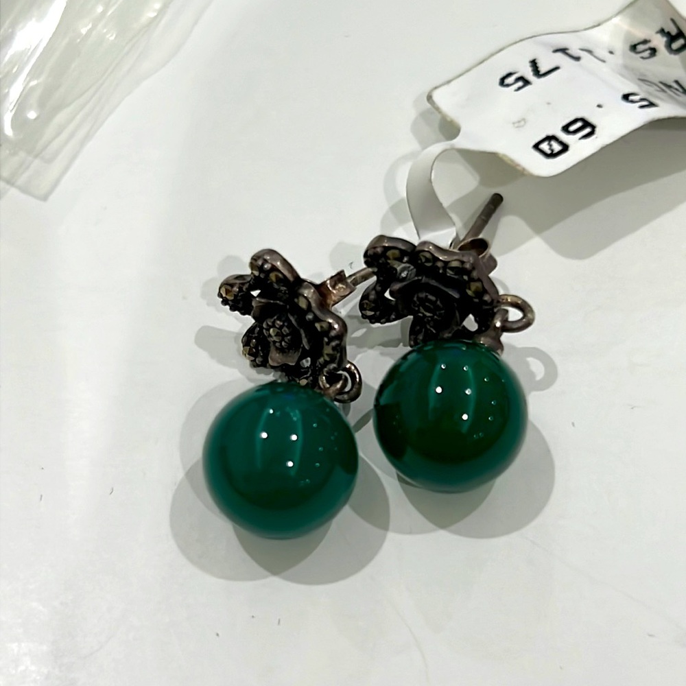 Silver mercansite earrings NWT
